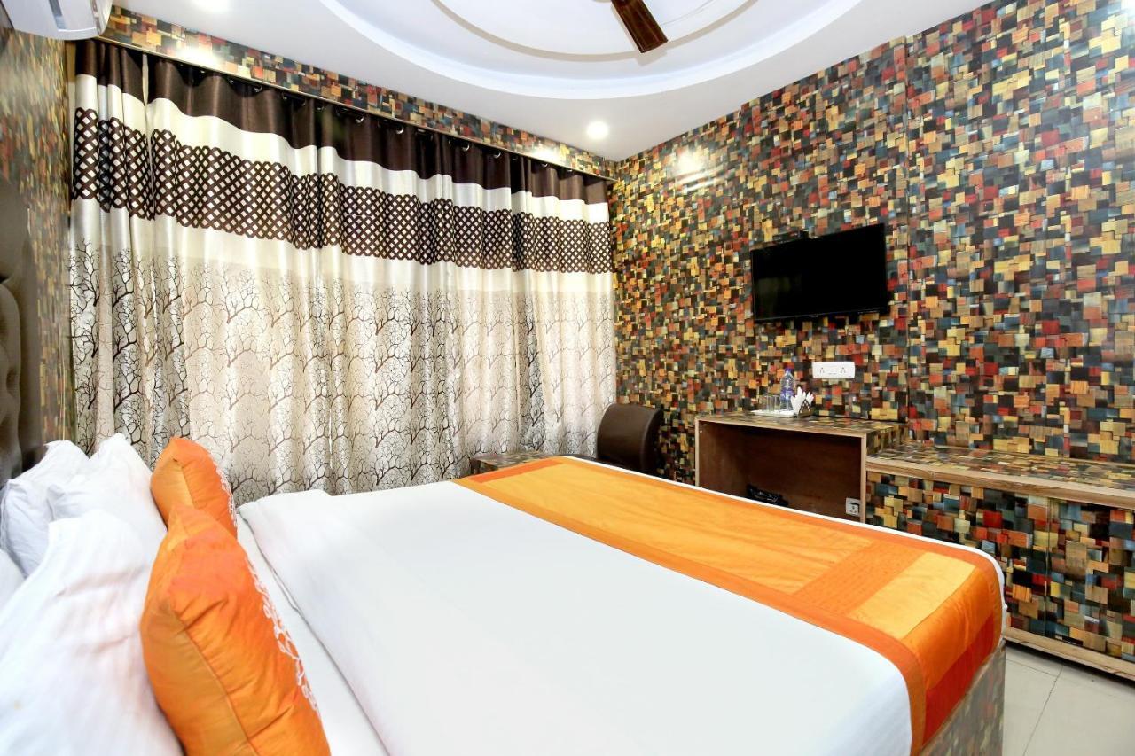 Oyo 8622 Hotel Grand Inn Chandigarh Exterior photo