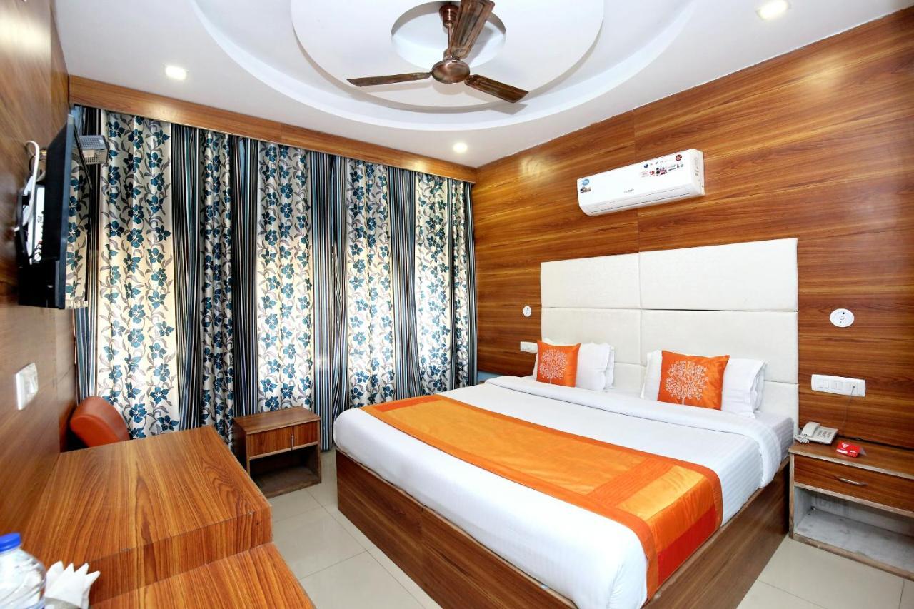 Oyo 8622 Hotel Grand Inn Chandigarh Exterior photo