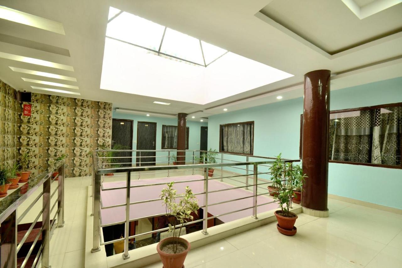 Oyo 8622 Hotel Grand Inn Chandigarh Exterior photo